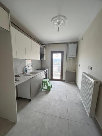 AFYON ÜÇOK EMLAKTAN KANLICA GÖKÇE TOKİ KONUTLARINDA SIFIR 2+1 80M² KİRALIK DAİRE 