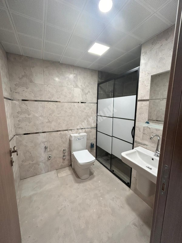 AFYON ÜÇOK EMLAKTAN KANLICA GÖKÇE TOKİ KONUTLARINDA SIFIR 2+1 80M² KİRALIK DAİRE 