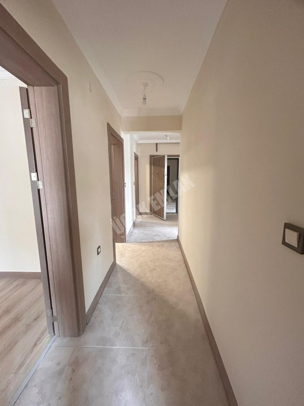 AFYON ÜÇOK EMLAKTAN KANLICA GÖKÇE TOKİ KONUTLARINDA SIFIR 2+1 80M² KİRALIK DAİRE 