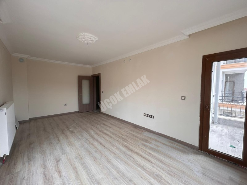 AFYON ÜÇOK EMLAKTAN KANLICA GÖKÇE TOKİ KONUTLARINDA SIFIR 2+1 80M² KİRALIK DAİRE 