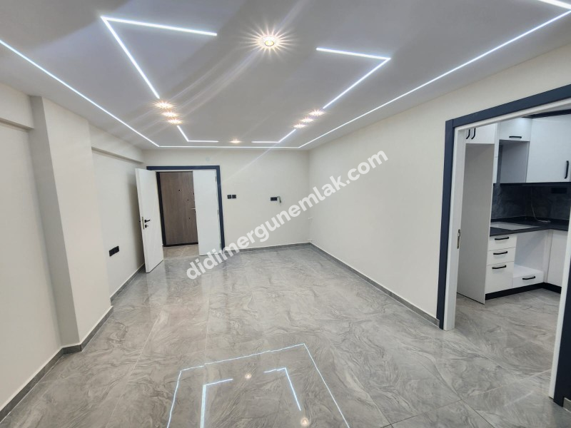 ÇAMLIK MAHALLESİ’NDE DENİZE SADECE 500 METRE! 2+1 AYRI MUTFAK | YENİ TADİLATLI | LÜKS YAPILI FIRSAT DAİRE!