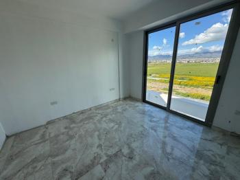 Lefkoşa Batıkent'de TÜRK KOÇANLI 3+1 Satılık İkiz Villa