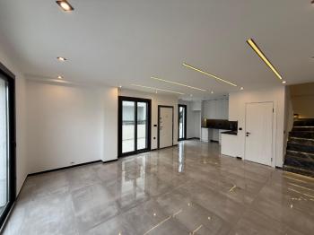 Didim Efeler Mahallesinde Satılık 3+1 Villa