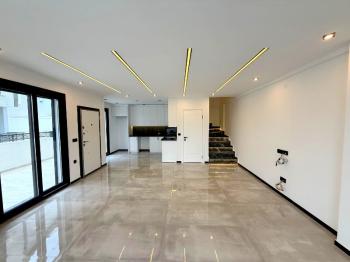 Didim Efeler Mahallesinde Satılık 3+1 Villa