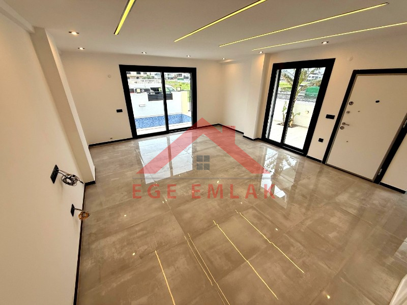 Didim Efeler Mahallesinde Satılık 3+1 Villa