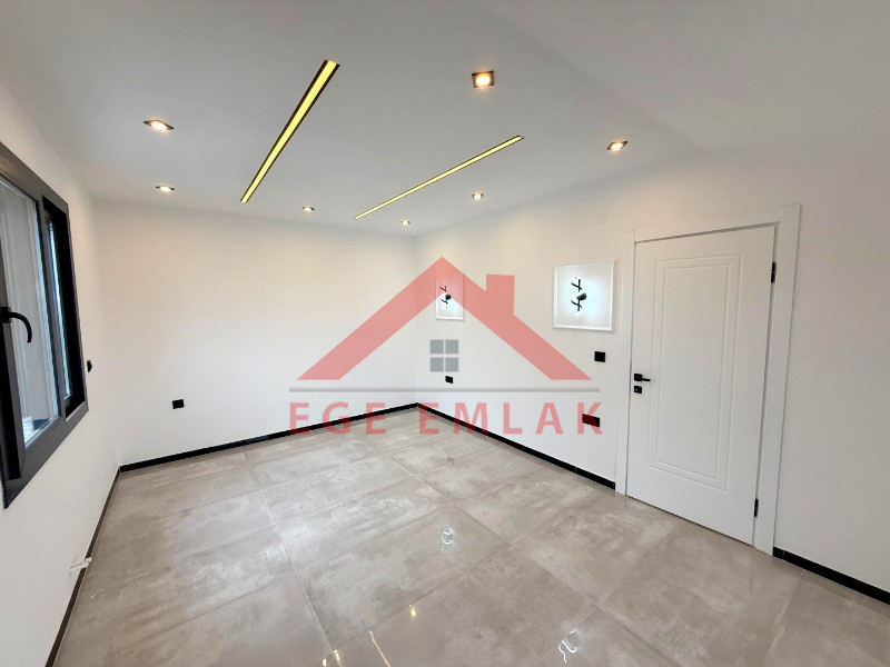 Didim Efeler Mahallesinde Satılık 3+1 Villa
