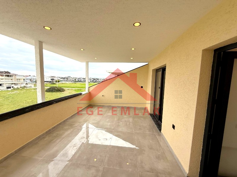 Didim Efeler Mahallesinde Satılık 3+1 Villa