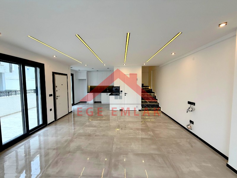 Didim Efeler Mahallesinde Satılık 3+1 Villa