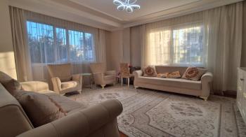 Elmas’tan Akkent’te Merkezi Konumlu Müstakil Tadında Bağımsız 2+1