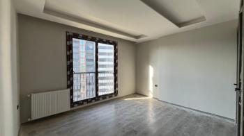 Elmas’tan Akdeniz’de İki Bloklu Site İçi Kaçmaz Sıfır 3+1