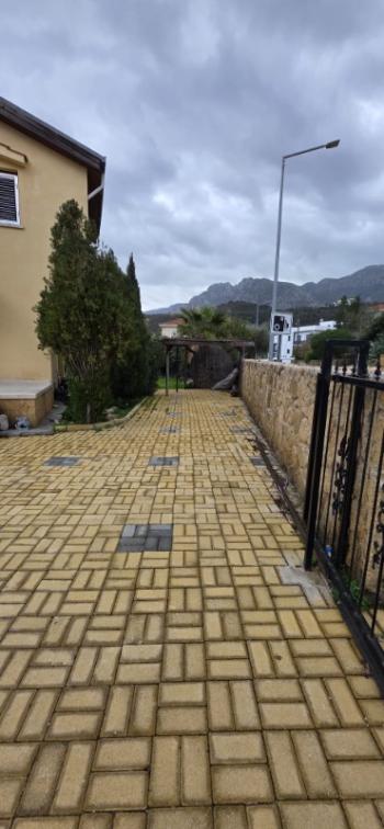 GİRNE YEŞİLTEPE'DE AİLEYE KİRALIK MÜSTAKİL EV 