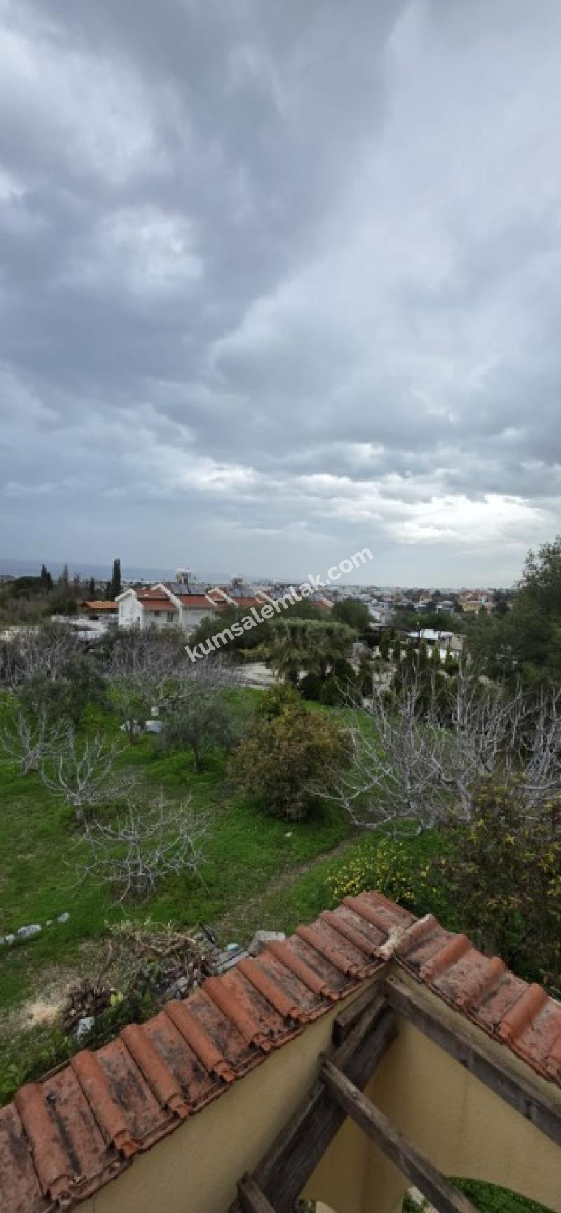 GİRNE YEŞİLTEPE'DE AİLEYE KİRALIK MÜSTAKİL EV 