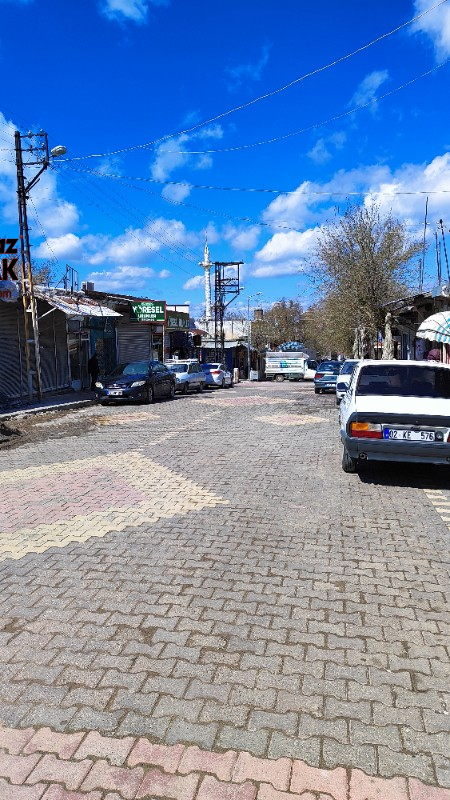 ACİL...ACİL...ACİL... KAHTA ESKİ ÇARŞI DA SATILIK 14 m² DÜKKAN