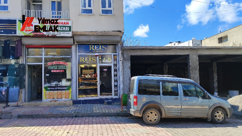 ACİL...ACİL...ACİL... KAHTA ESKİ ÇARŞI DA SATILIK 14 m² DÜKKAN