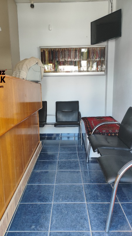ACİL...ACİL...ACİL... KAHTA ESKİ ÇARŞI DA SATILIK 14 m² DÜKKAN