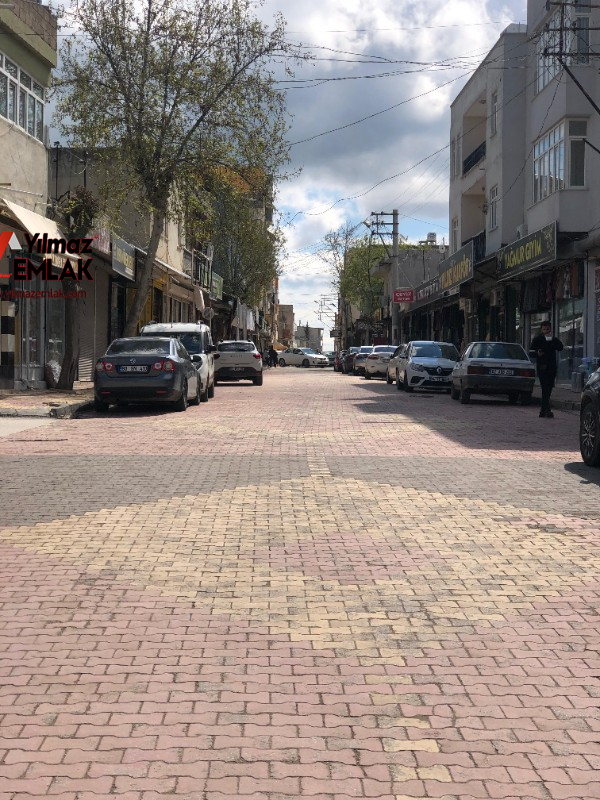 ACİL...ACİL...ACİL... KAHTA ESKİ ÇARŞI DA SATILIK 14 m² DÜKKAN