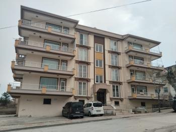 AFYON ÜÇOK EMLAKTAN ZAFER MAH  3+1 120M² TEMİZ BAKIMLI KİRALIK  DAİRE 
