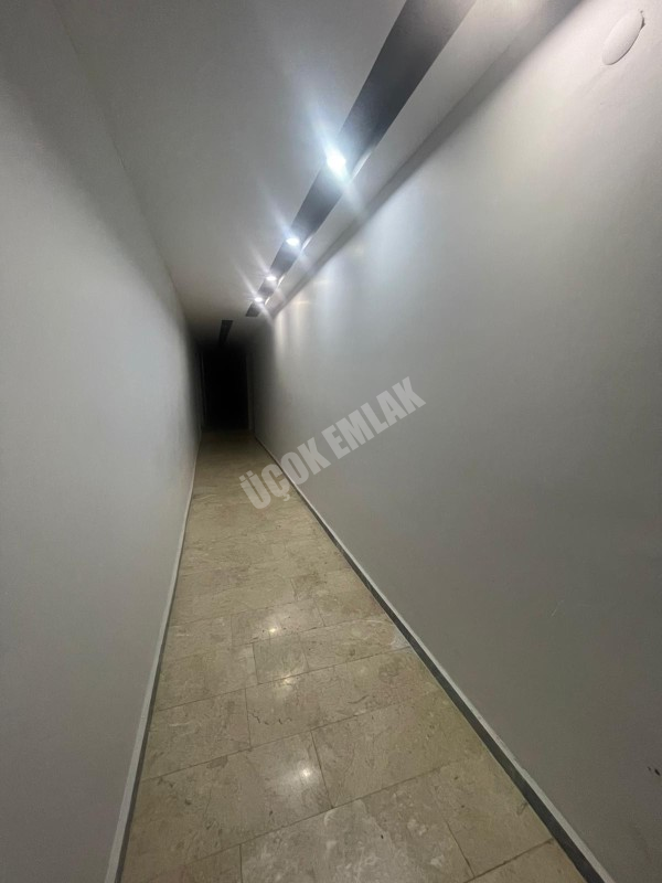 AFYON ÜÇOK EMLAKTAN SÜLÜN DE ANA YOL ÜZERİ  SATILIK  ARAKAT 3+1 ASANSÖRLÜ LÜX GENİŞ DAİRE