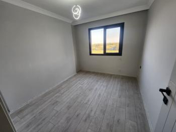 EFELER MAHALLESİ’NDE 2+1 AÇIK MUTFAK ARA KAT GENİŞ BALKONLU ASANSÖRLÜ MODERN SIFIR DAİRE FIRSATI! 