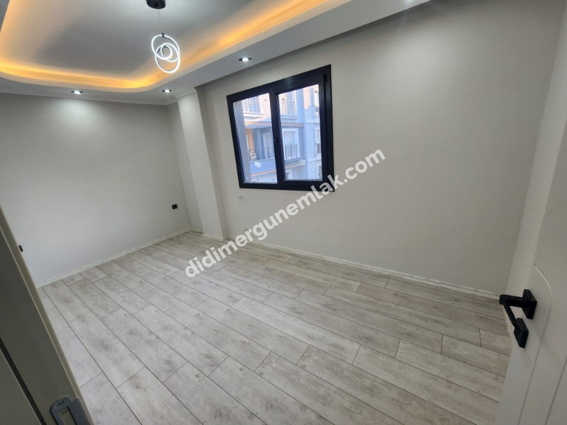 EFELER MAHALLESİ’NDE 2+1 AÇIK MUTFAK ARA KAT GENİŞ BALKONLU ASANSÖRLÜ MODERN SIFIR DAİRE FIRSATI! 