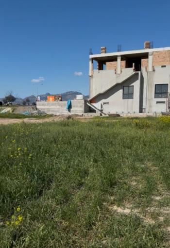 Lefkoşa Ercan Yolu Üzerinde Kiralık Arazi