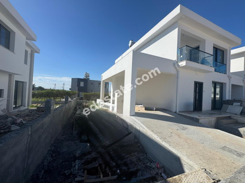 Girne Boğaz Bölgesinde SATILIK Ödeme Planlı 3+1 DUBLEKS VİLLA