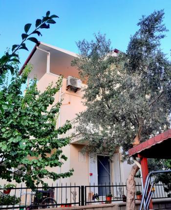 Altınkum Yeşilkent Sitesinde Satılık Müstakil Girişli Tripleks Villa