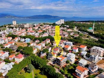 Altınkum Yeşilkent Sitesinde Satılık Müstakil Girişli Tripleks Villa