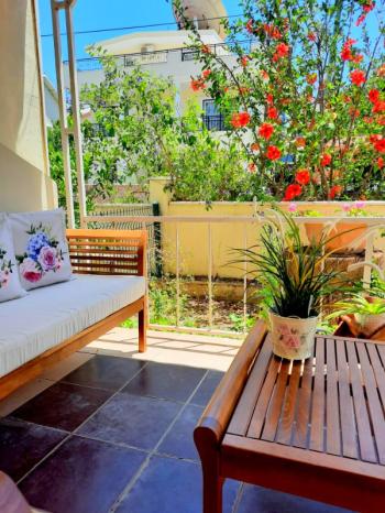 Altınkum Yeşilkent Sitesinde Satılık Müstakil Girişli Tripleks Villa
