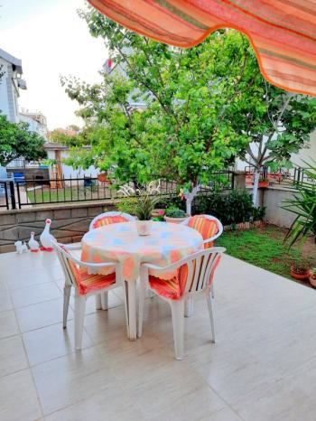 Altınkum Yeşilkent Sitesinde Satılık Müstakil Girişli Tripleks Villa