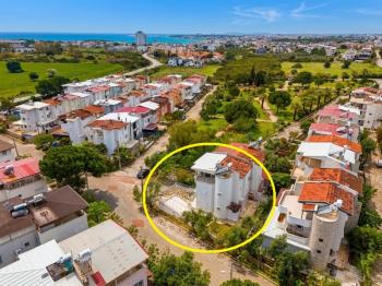 Altınkum Nazlım Sitesi Satılık Köşe Villa