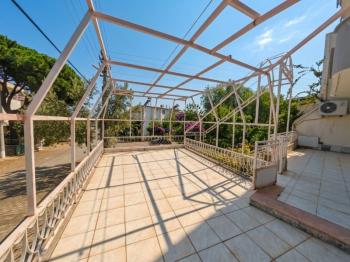 Altınkum Nazlım Sitesi Satılık Köşe Villa