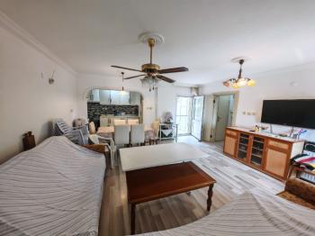 Altınkum Nazlım Sitesi Satılık Köşe Villa