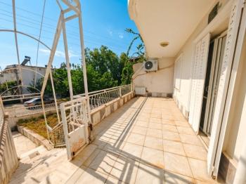 Altınkum Nazlım Sitesi Satılık Köşe Villa