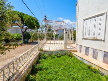 Altınkum Nazlım Sitesi Satılık Köşe Villa