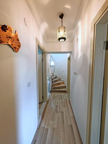 Altınkum Nazlım Sitesi Satılık Köşe Villa