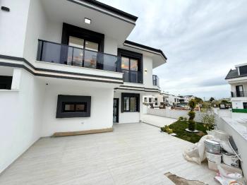 Didim'de Satılık 3+1 Sıfır Villa