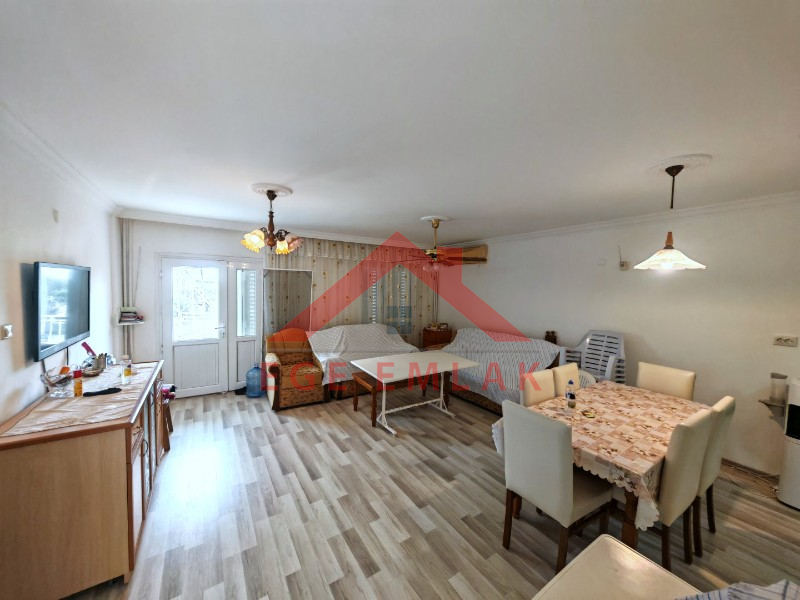 Altınkum Nazlım Sitesi Satılık Köşe Villa