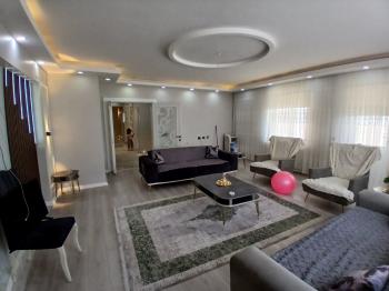 GÜVENAY - ÇORUM BUHARAEVLER CADDESİ ÜZERİ SATILIK 4+1 LÜKS DAİRE