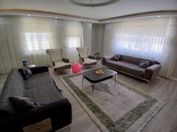 GÜVENAY - ÇORUM BUHARAEVLER CADDESİ ÜZERİ SATILIK 4+1 LÜKS DAİRE