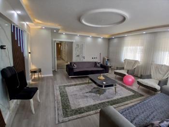 GÜVENAY - ÇORUM BUHARAEVLER CADDESİ ÜZERİ SATILIK 4+1 LÜKS DAİRE