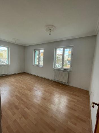 GÜVENAY - ÇORUM  ULUKAVAK MAH. TEKCEVİZDE 3+1 SATILIK DAİRE