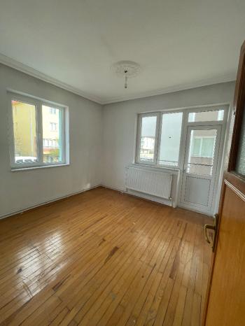 GÜVENAY - ÇORUM  ULUKAVAK MAH. TEKCEVİZDE 3+1 SATILIK DAİRE