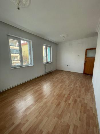 GÜVENAY - ÇORUM  ULUKAVAK MAH. TEKCEVİZDE 3+1 SATILIK DAİRE