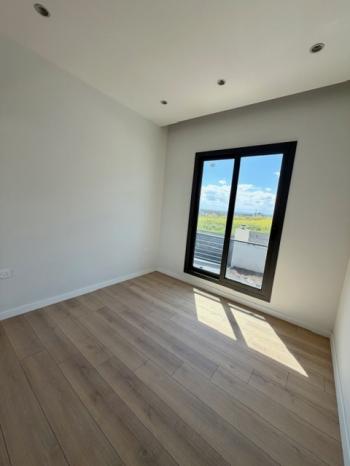 Lefkoşa Gönyeli'de Türk Tapulu, 4 Yatak odalı, Modern Tasarım Satılık Villa