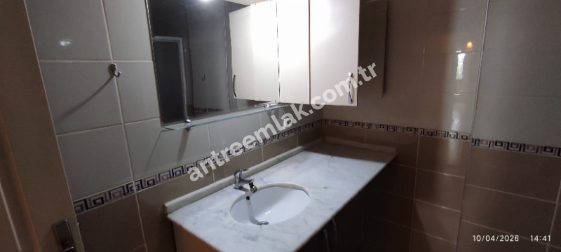 Antre Emlak'tan Kiralık Balçova Teleferik Mahallesinde Site İçi Jeotermalli 3+1 Daire