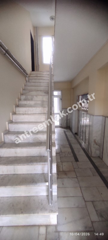 Antre Emlak'tan Kiralık Balçova Teleferik Mahallesinde Site İçi Jeotermalli 3+1 Daire