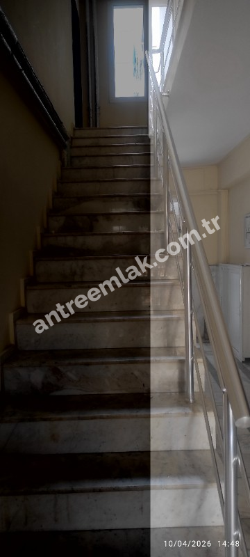 Antre Emlak'tan Kiralık Balçova Teleferik Mahallesinde Site İçi Jeotermalli 3+1 Daire