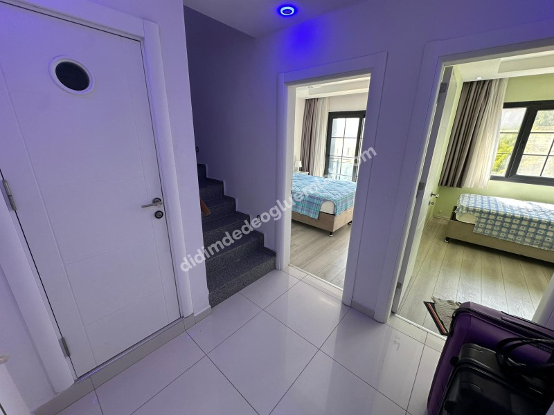 DİDİM ALTINKUMDA DENİZE 500MT. FUL EŞYALI 4+1 DUBLEKS DAİRE