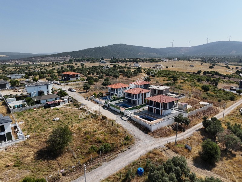 DİDİM ZÜMRÜTTEPEDE SATILIK KÖŞE BAŞI 485M2 ARSA
